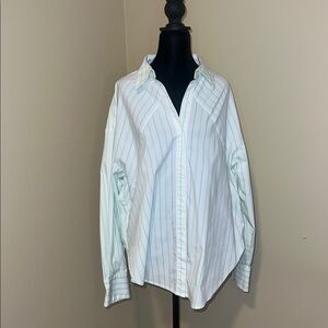 EXPRESS Women’s STRIPED BOYFRIEND PORTOFINO SHIRT